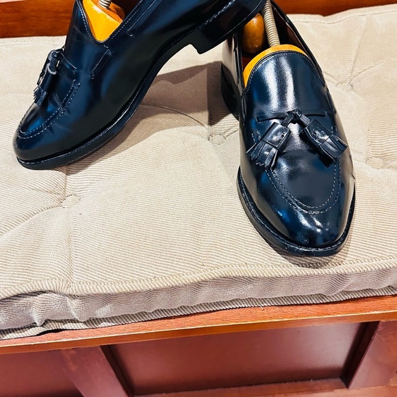 Classic Black Tassel Loafers - Picture 2 of 15